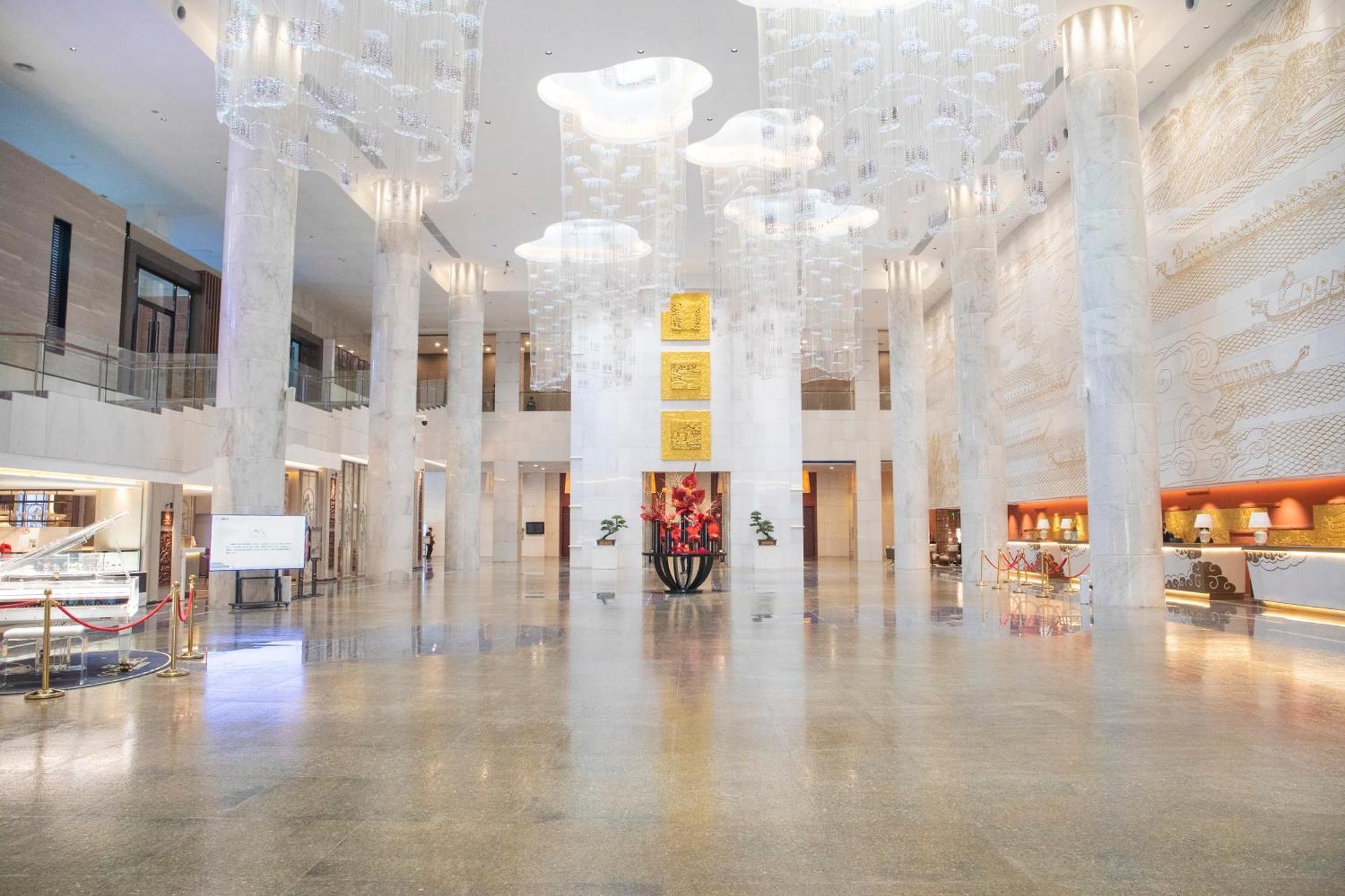 Guangzhou Baiyun International Convention Center Hotell Eksteriør bilde